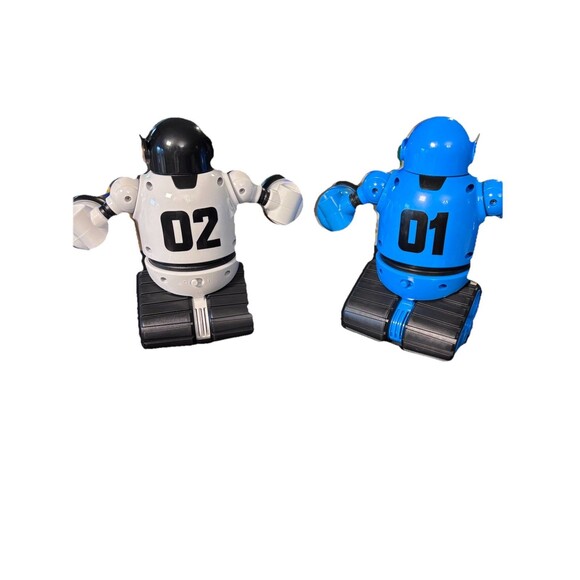 Sharper Image Mecha Rivals Remote Control Battle Robots Game Set Blue White - Picture 3 of 8